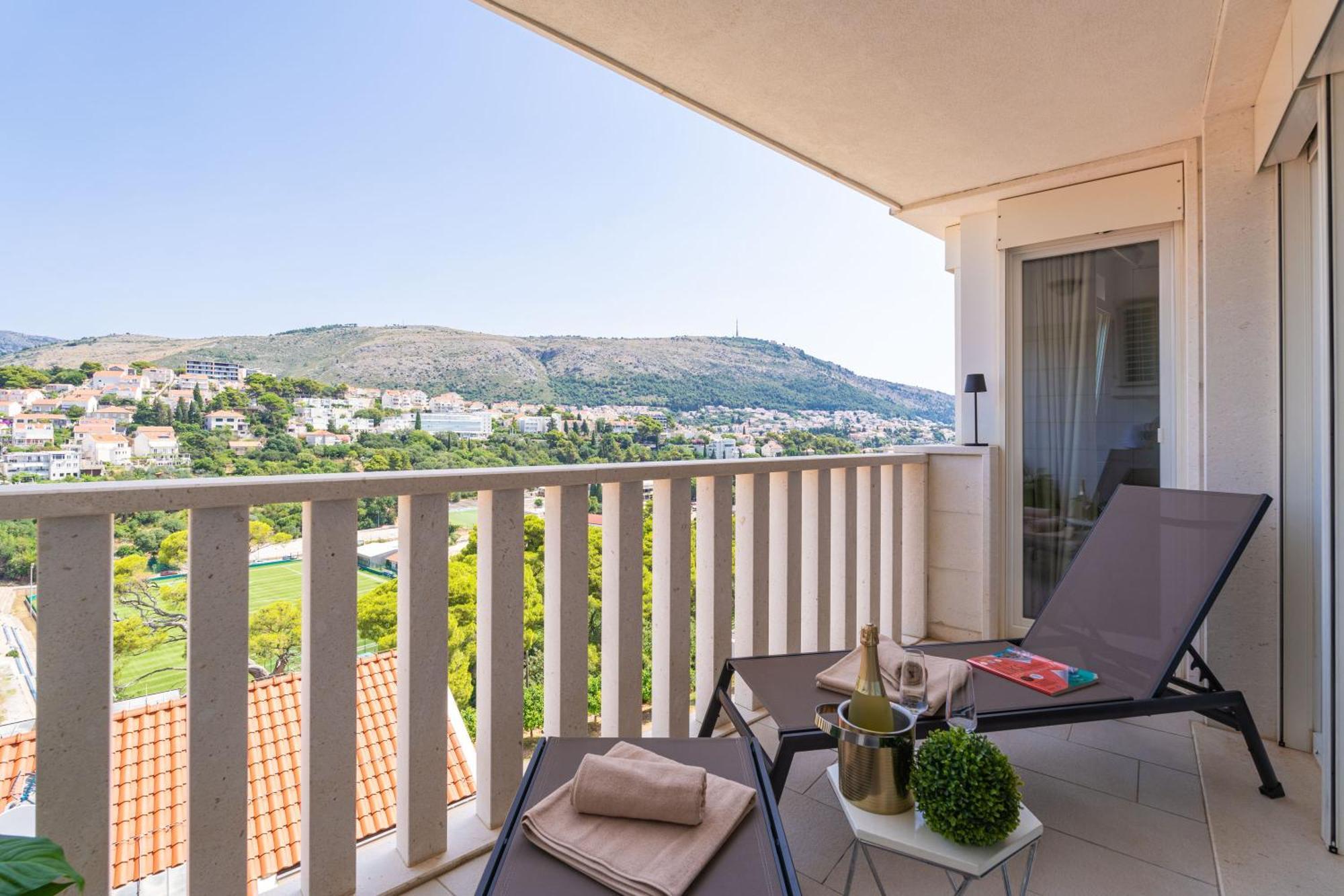 Apartment Apollo In Dubrovnik With Sea View Exterior photo